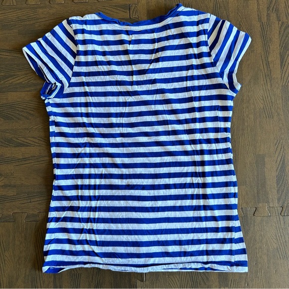 Like New! | Gap | Blue/White Strip Essential V-Neck | Size S - Picture 2 of 8